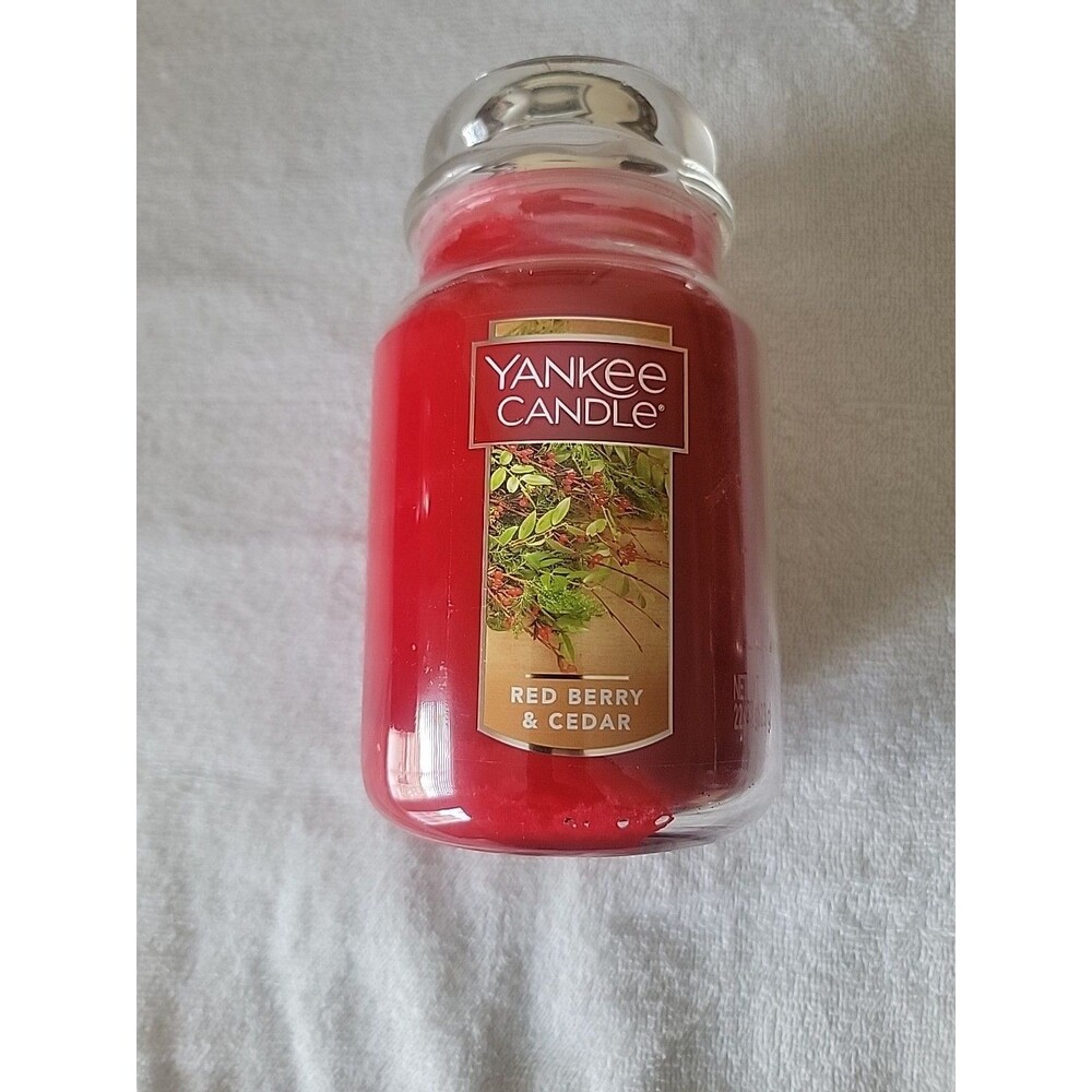 Yankee Candle Red Berry & Cedar Large 22oz Jar Candle RARE Retired Slightly Used